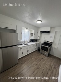 Building Photo - Furnished Studio in Downtown - For Rent