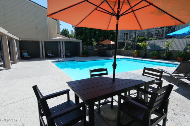 Building Photo - 1218 Westlake Blvd