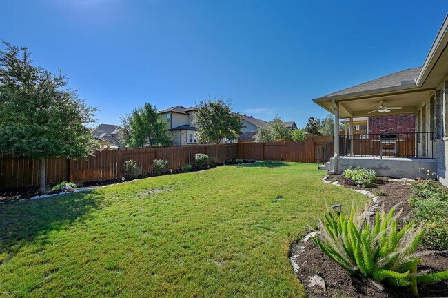 Building Photo - 5805 Buchanan Draw Rd