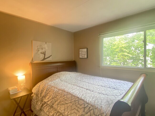 Building Photo - 1117 Kay Pkwy