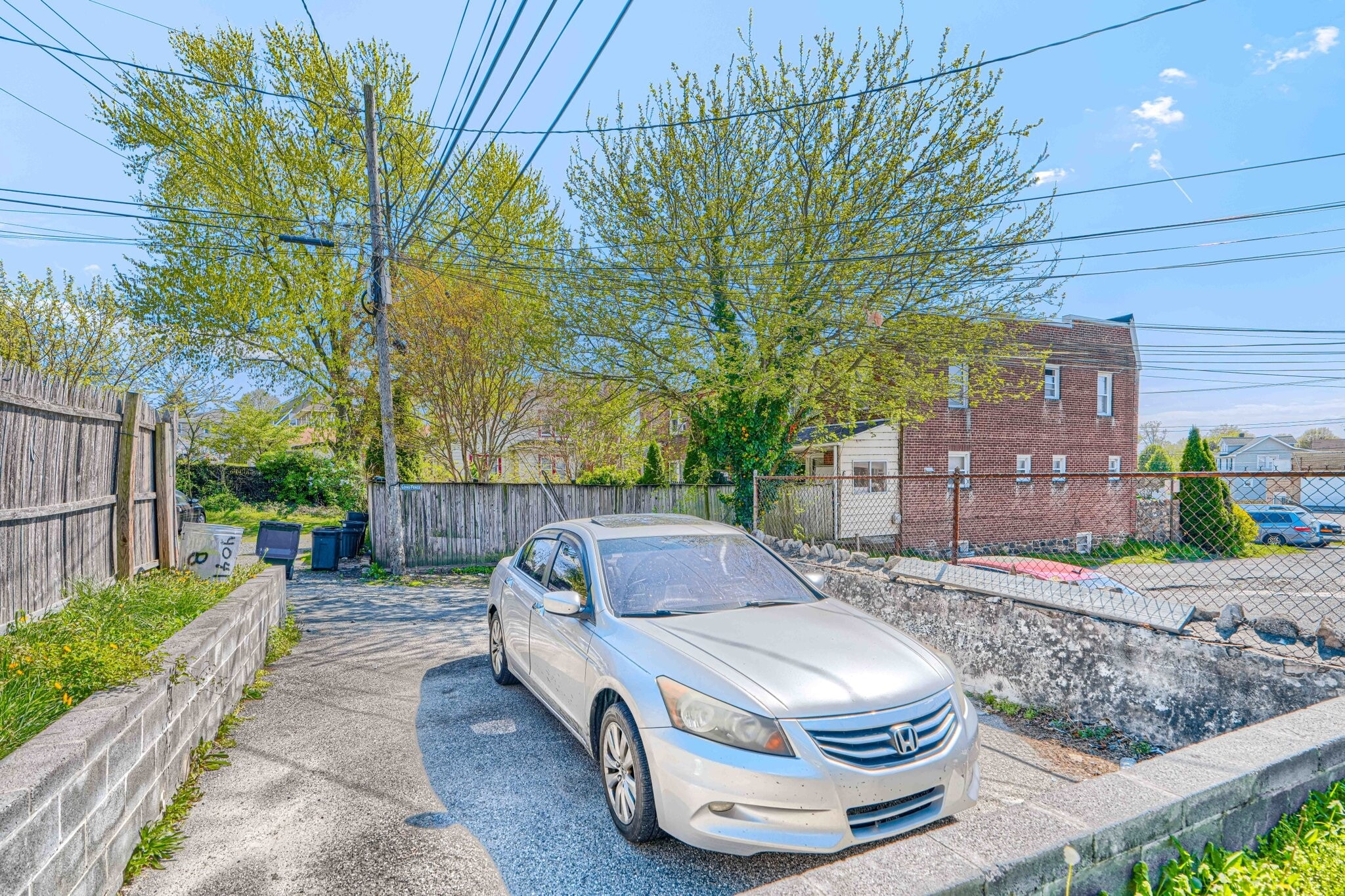 Building Photo - 4041 Wilkens Ave