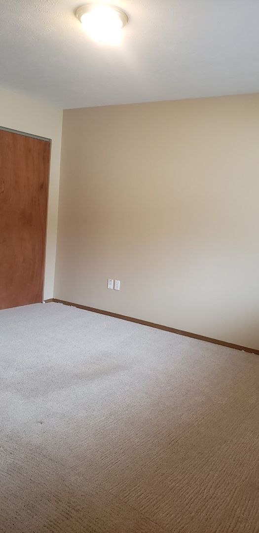 Building Photo - 3431-3433 E. Montgomery Ave