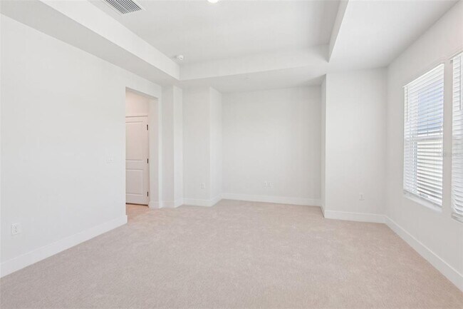 Building Photo - 3133 4th Ter N