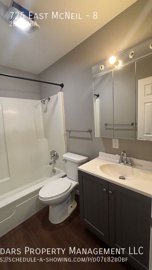 Building Photo - 725 East McNeil-8