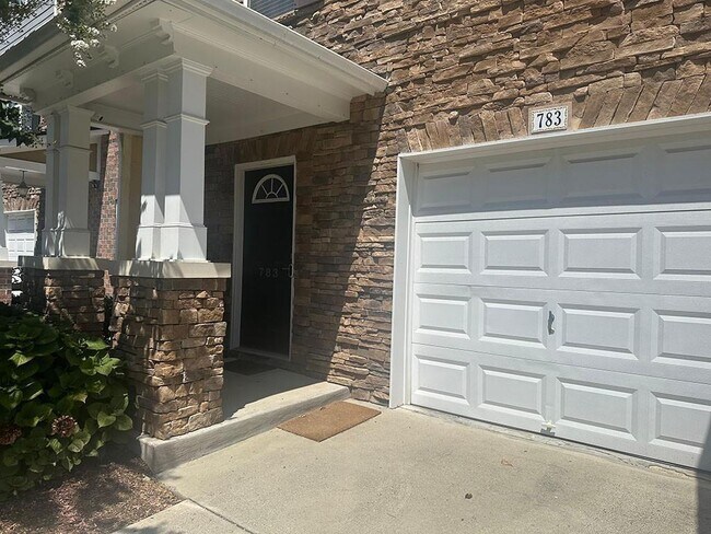 Building Photo - 783 Tulip Poplar Way