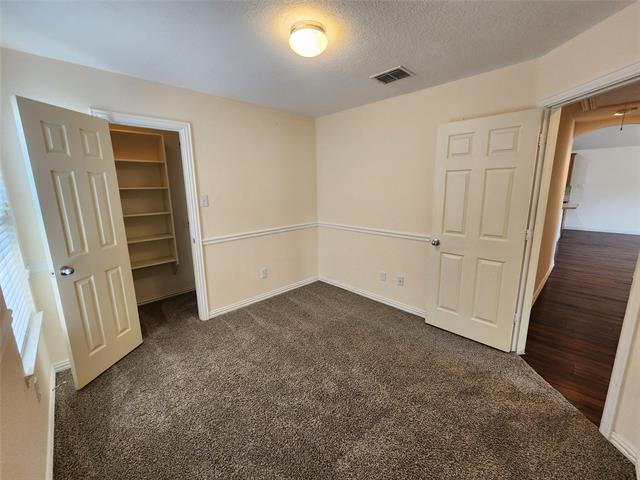 Building Photo - 3216 Chesington Dr