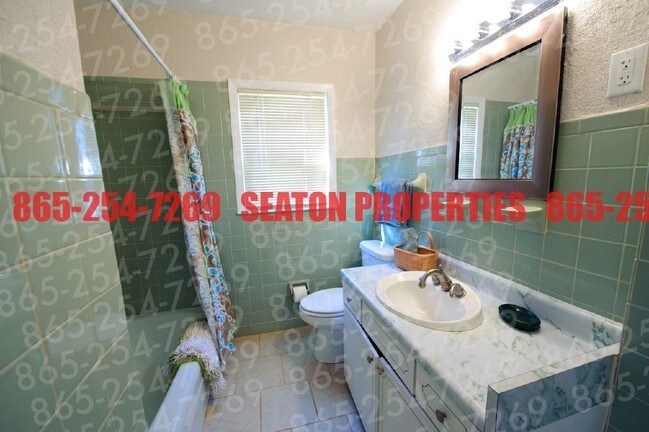 Building Photo - 2817 Boright Dr