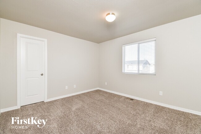 Building Photo - 7245 Boreal Dr
