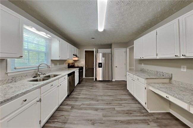 Building Photo - 1311 Bustling Ln SW