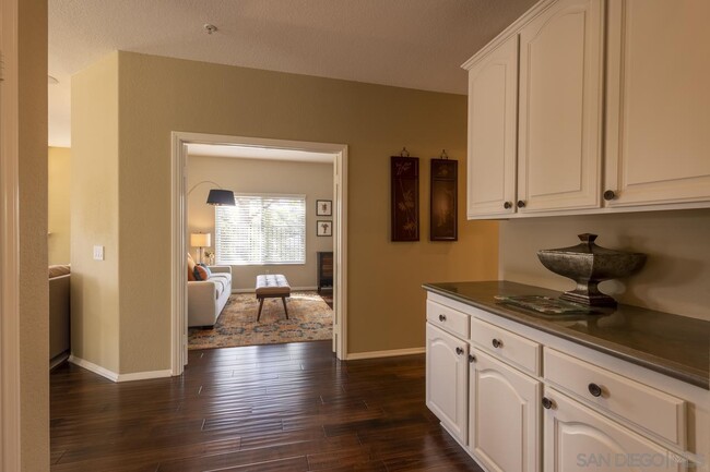 Building Photo - 3245 Brookside Ln