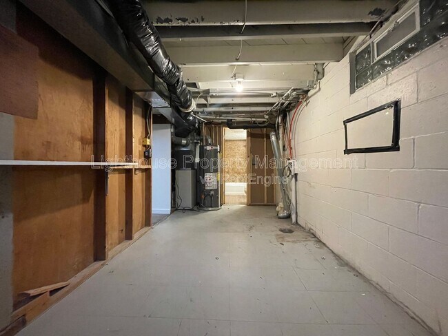 Building Photo - 1471 Brookmark St SE