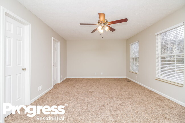 Building Photo - 6024 Monroe Crossing