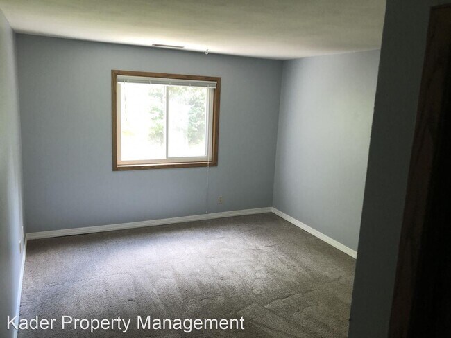 Building Photo - 2 br, 2 bath House - 2217 Luann Ln. #3
