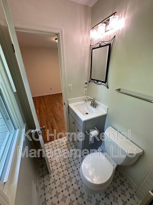 Building Photo - 8216 W 97th St