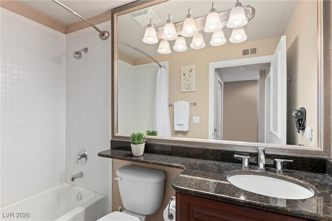 Building Photo - 210 E Flamingo Rd