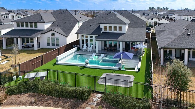 Building Photo - 1815 Longcroft Ln