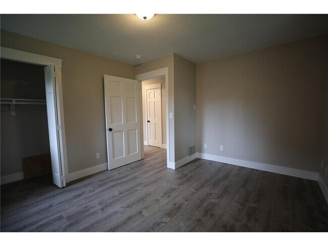 Building Photo - 3305 200th St W