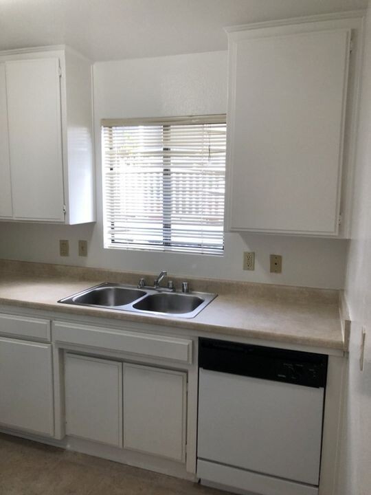 Interior Photo - 11406 Exposition Blvd.,