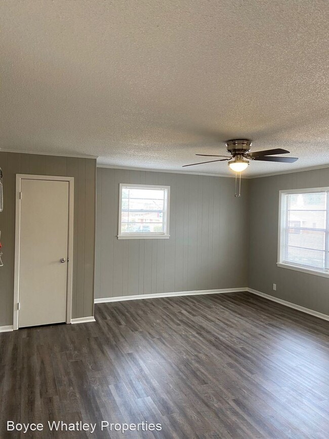 Building Photo - 1 br, 1 bath House - 715 1/2 W. Main St