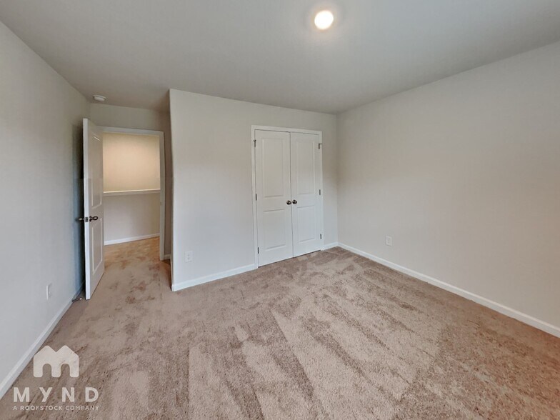 Building Photo - 56 Royal Mdw Dr