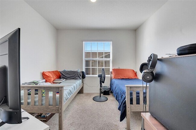 Building Photo - 1394 Yellow Finch Dr