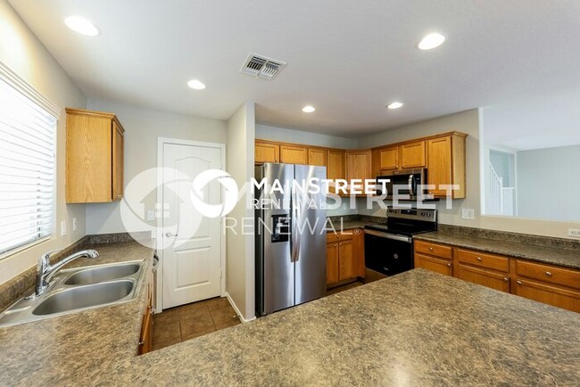 Building Photo - 6720 N 129th Ln
