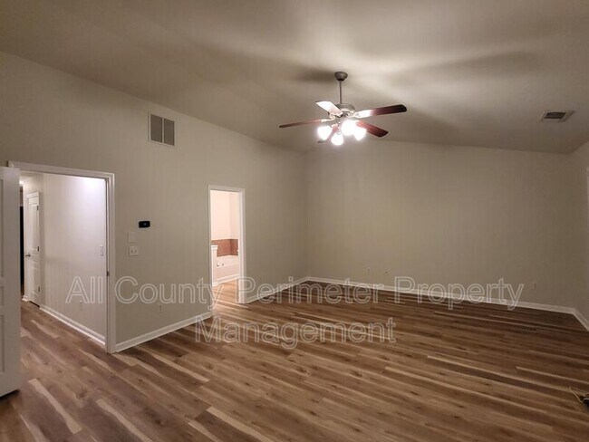 Building Photo - 52 Burns View Ct