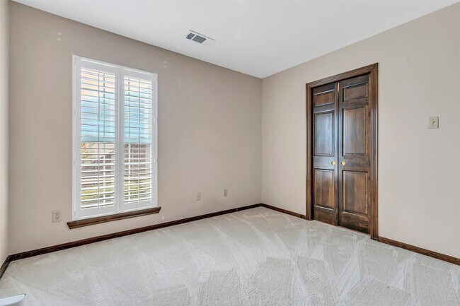 Building Photo - 1127 Barkston Dr