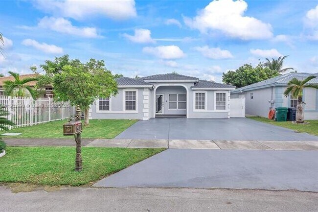 Primary Photo - 13269 SW 278th St