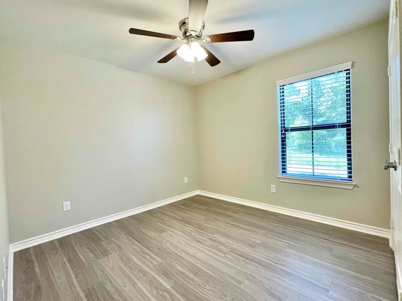 Building Photo - 14552 County Rd 2191