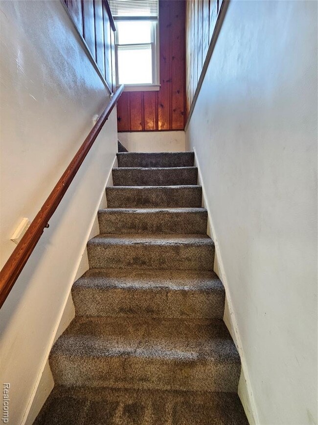 Building Photo - 7415 Artesian St