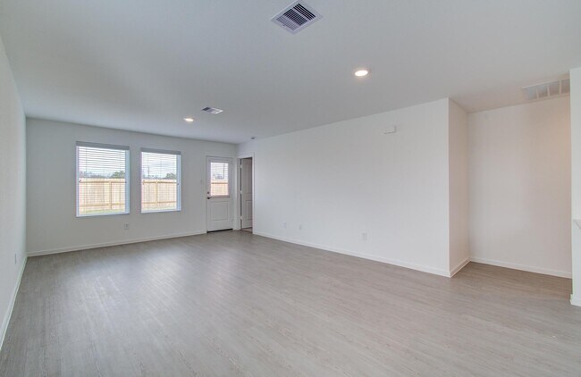 Building Photo - 17925 Valle Cupa Ln