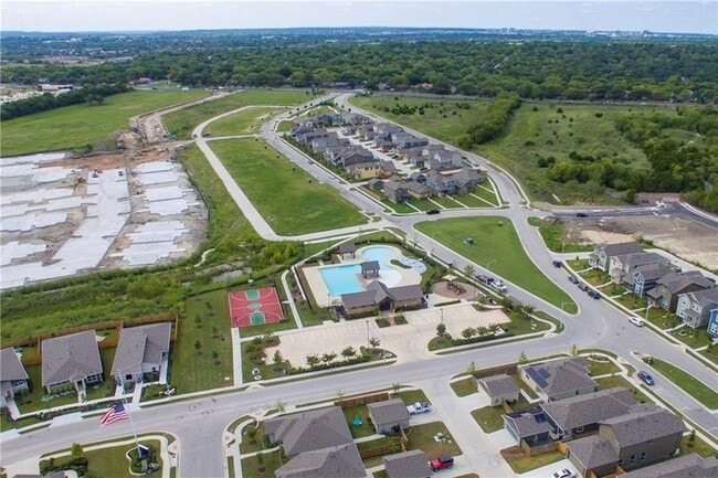 Building Photo - 10406 Hatton Ln