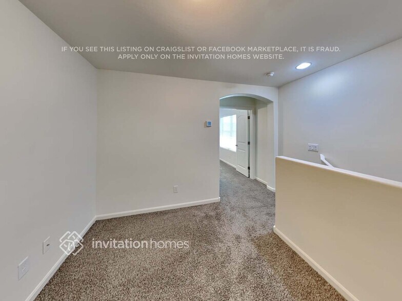Building Photo - 1470 S Colt Dr