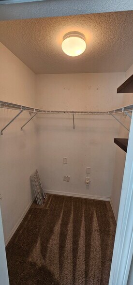 Building Photo - 6336 Timberly Ln