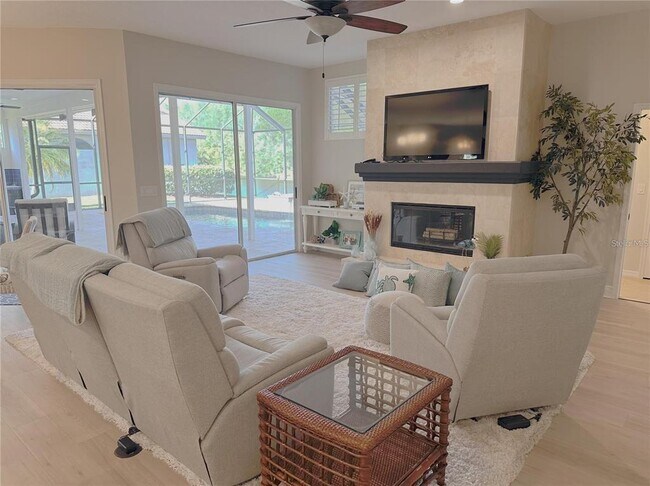 Building Photo - 2679 Saddlewood Ln