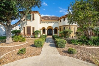 Building Photo - 24 M S St