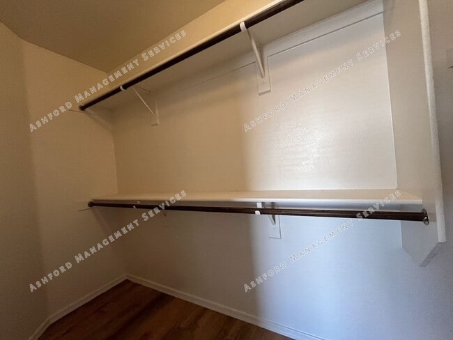Building Photo - 2046 S 171st Dr