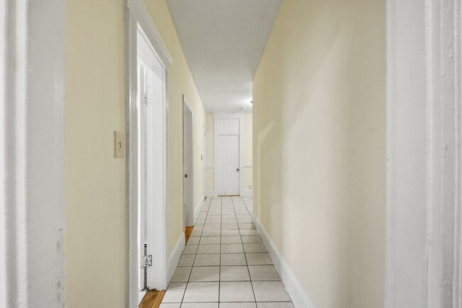 Building Photo - 103 Brunswick St
