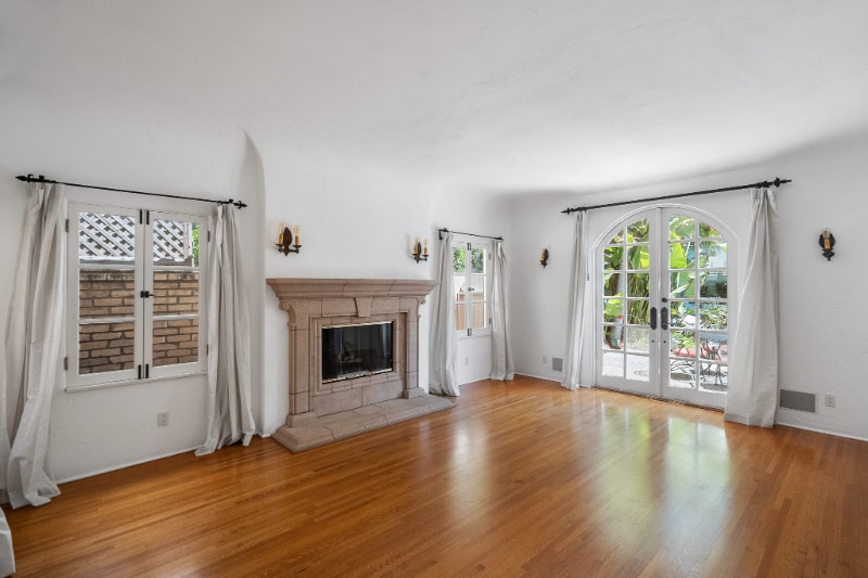 Building Photo - 848 17th St