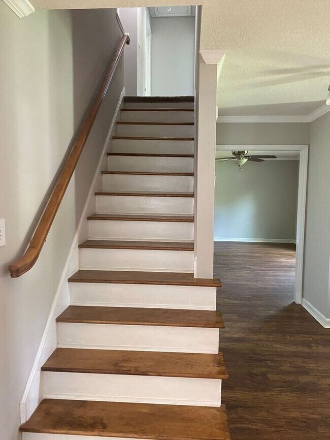 Building Photo - 4 Bedroom South Charlotte Home!