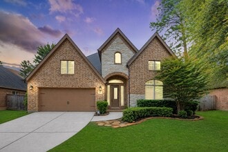 Building Photo - 343 Red Petal Ct