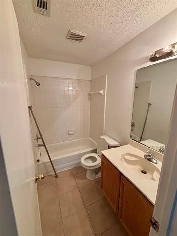 Building Photo - 4617 Sandera Ln