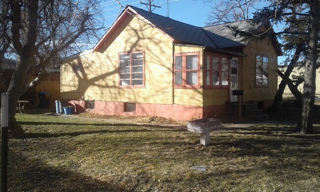 Primary Photo - 510 Evans Ave