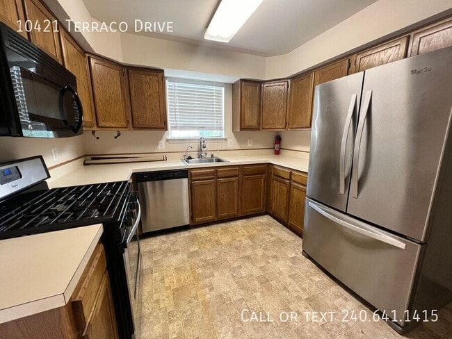 Building Photo - 10421 Terraco Dr