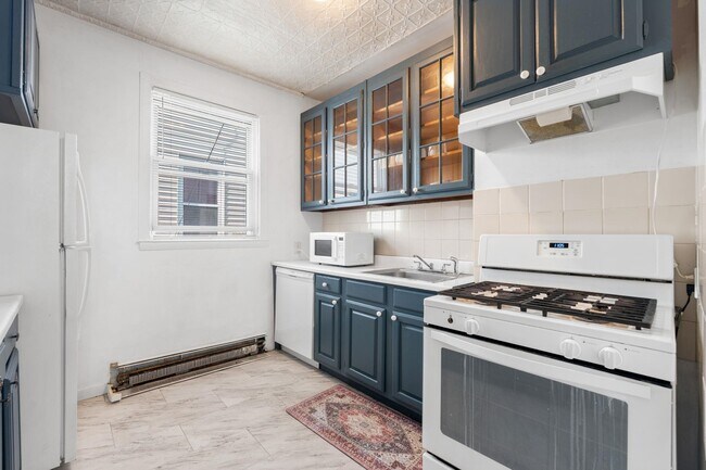 Building Photo - 8511 Smith Ave
