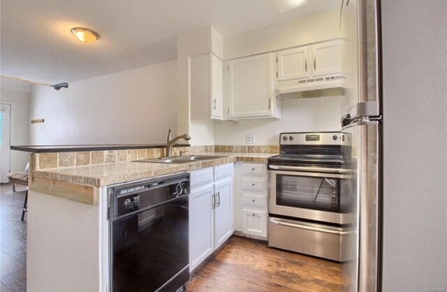 Building Photo - Charming Two-story, 1 bed, 1 Bath Townhome...