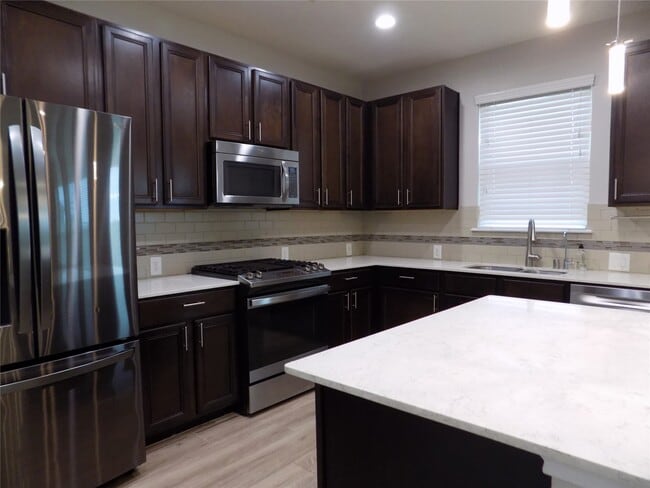 Building Photo - 3702 Aubergine Springs Ln