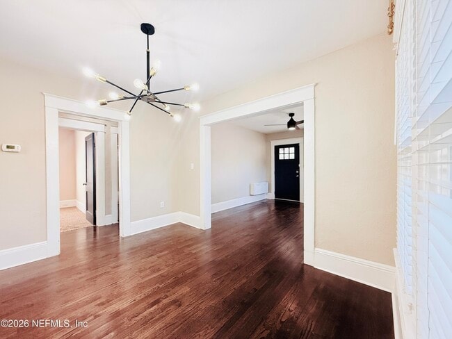 Building Photo - 3055 Rosselle St