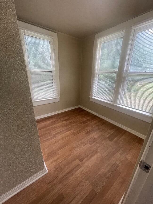 Building Photo - 3 Bedroom plus study, 2 Bathroom Home For ...